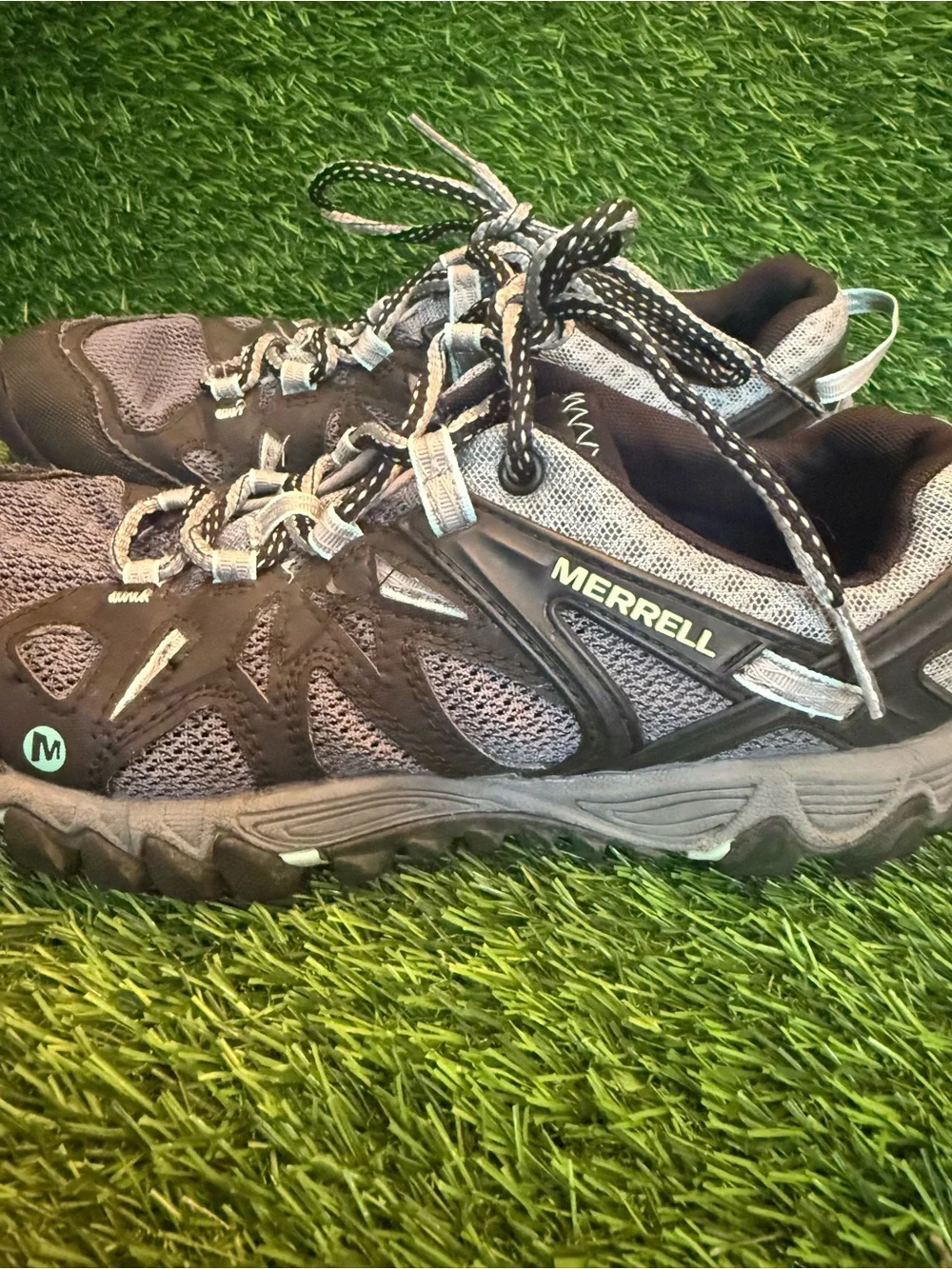 Merrell womens Black and Gray teal mesh All Out Blaze Aero Sport hiking shoe 7.5